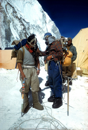 Tenzing-Norgay-and-Sir-Edmund-Hillary-Everest.jpg